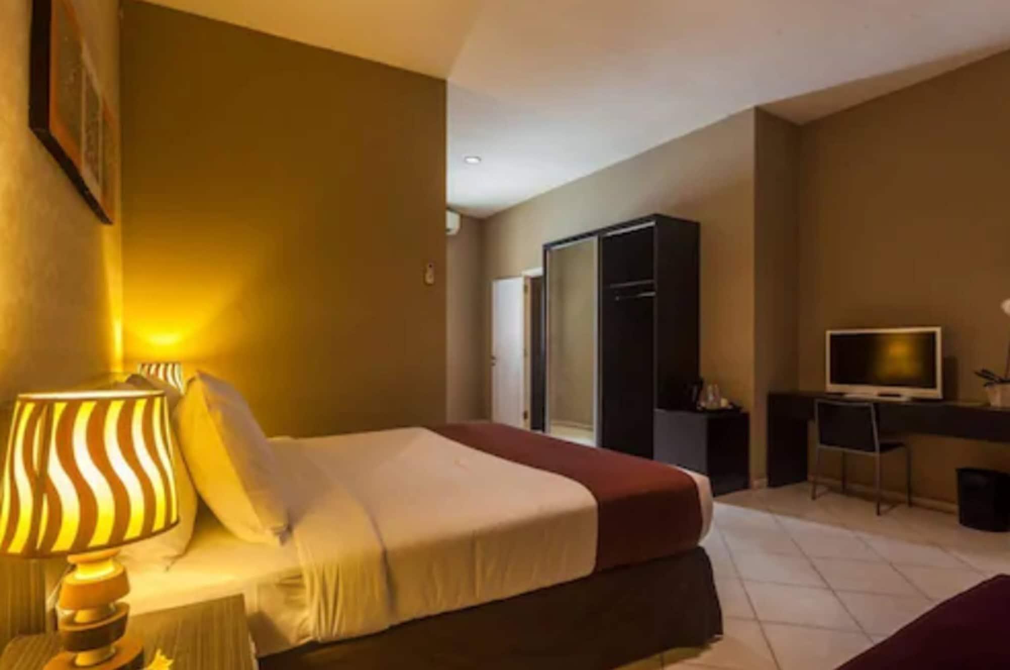 Reddoorz @ Sunset Point Seminyak Ξενοδοχείο Εξωτερικό φωτογραφία
