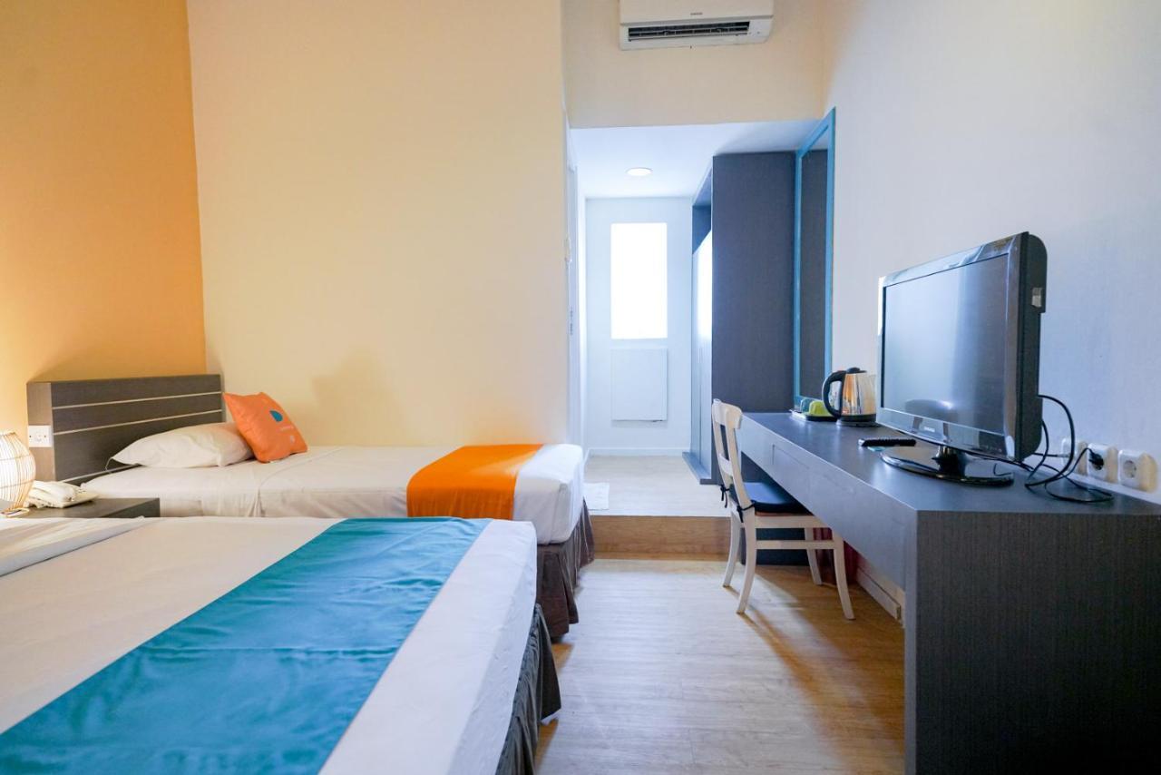 Reddoorz @ Sunset Point Seminyak Ξενοδοχείο Εξωτερικό φωτογραφία